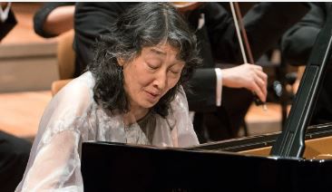 Mitsuko Uchida, pianista